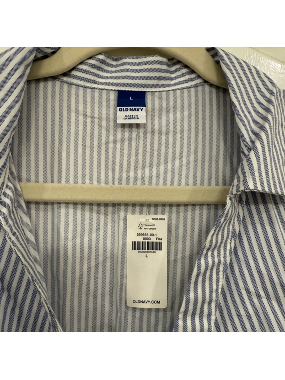 Striped Midi Navy and White Dress Large New with Tags
Old Navy Side Slit - Picture 4 of 11